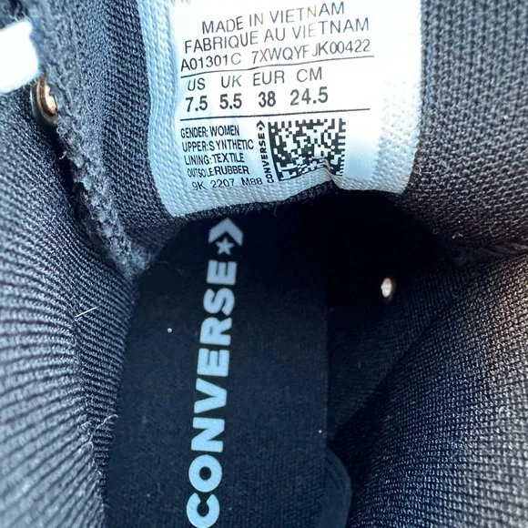 Women’s size 7.5 platform Converse. - Picture 6 of 6